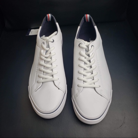 Low Top Shoes - Picture 1 of 1